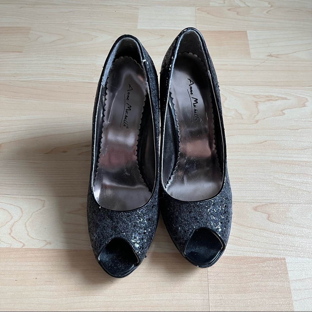 Anne Machelle Black Sparkly Sequined High Heel Shoe Round Peep Toe Size 8